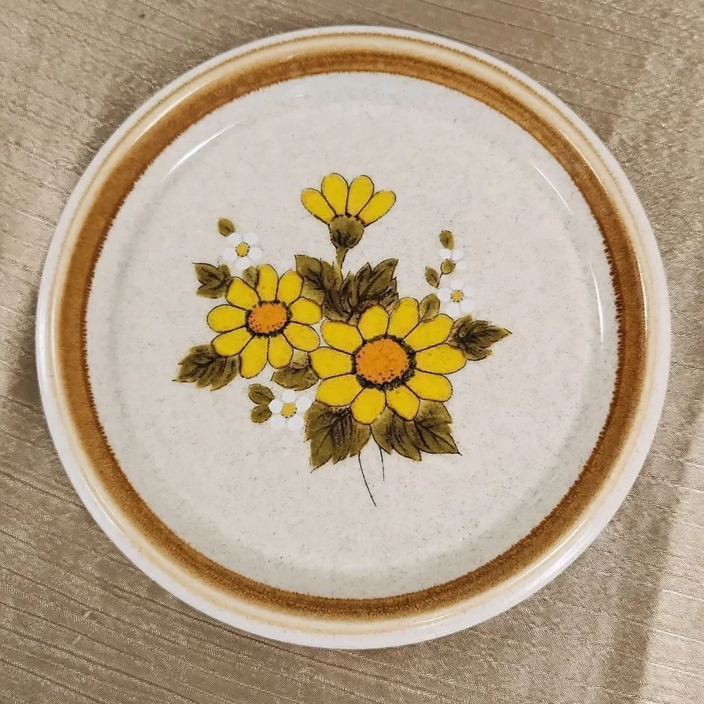 Mikasa Stone Manor Melissa F5811 Salad Dessert Plate 7 5/8
